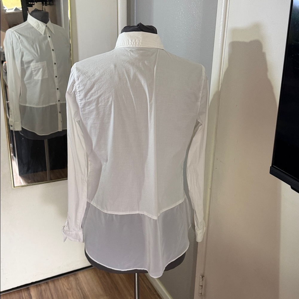 5/$15 - DG2 Diane Gilman white button-up blouse - Picture 4 of 6
